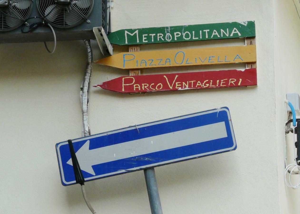 Centro Storico - Fermata Montesanto Hotel Napoli Eksteriør billede